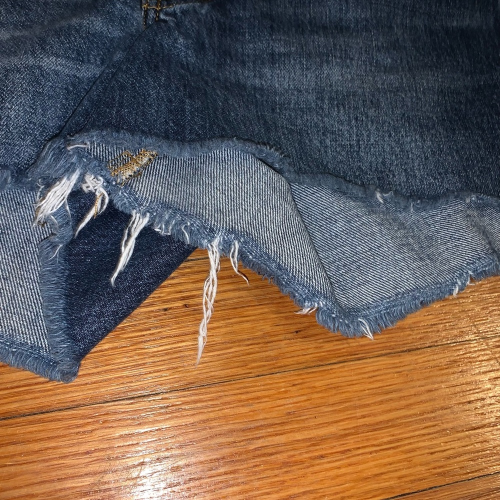 BDG tomgirl jean shorts size 30 button fly raw hem medium wash urban outfitters - Picture 9 of 15